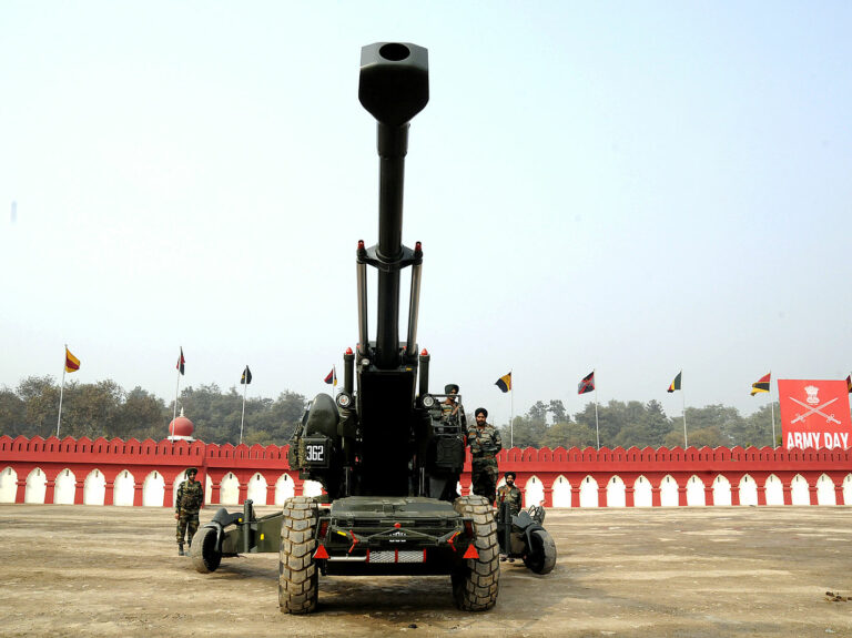 Indain Army Bofors Gun 155mm