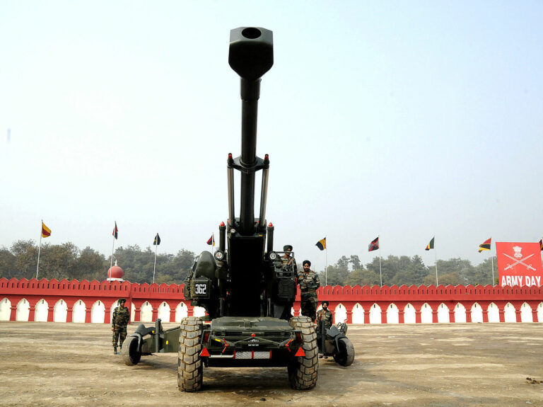 Indian Army Bofors Gun 155mm Source: Wikimedia Commons by Hemantphoto79 CC-BY-3.0 license